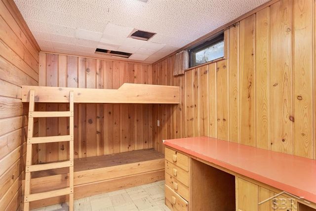 605 Chatham Drive, Midland, MI 48642