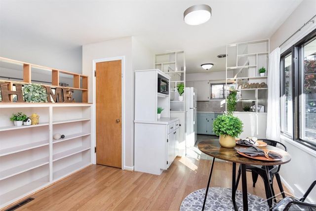 605 Chatham Drive, Midland, MI 48642