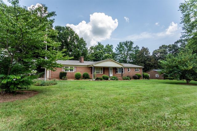 2546 E NC 150 Highway, Lincolnton, NC 28092