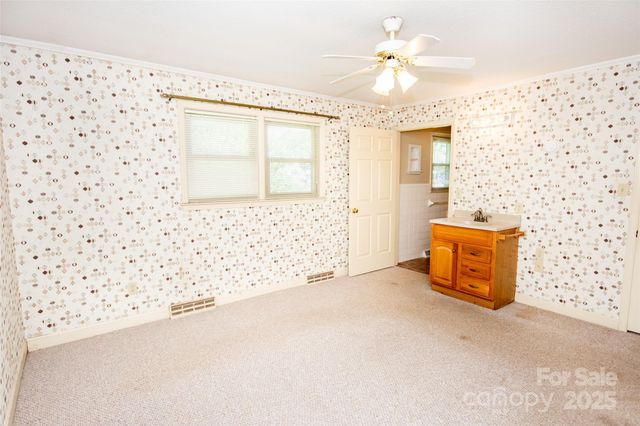 2546 E NC 150 Highway, Lincolnton, NC 28092