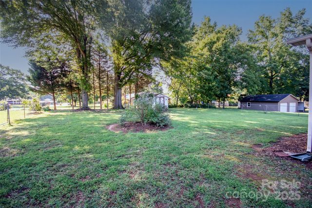 2546 E NC 150 Highway, Lincolnton, NC 28092