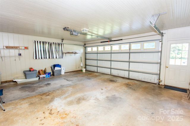 2546 E NC 150 Highway, Lincolnton, NC 28092