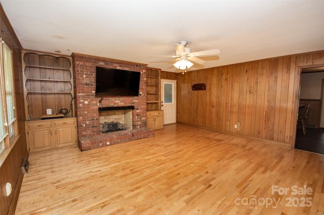 2546 E NC 150 Highway, Lincolnton, NC 28092