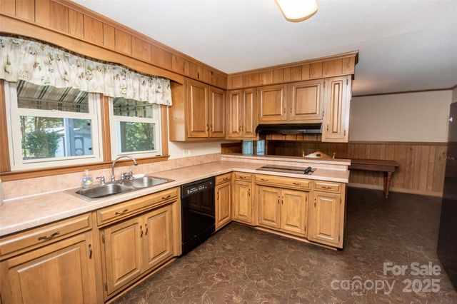 2546 E NC 150 Highway, Lincolnton, NC 28092