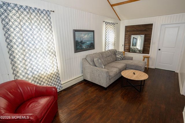 17 George Road, Toms River, NJ 08753