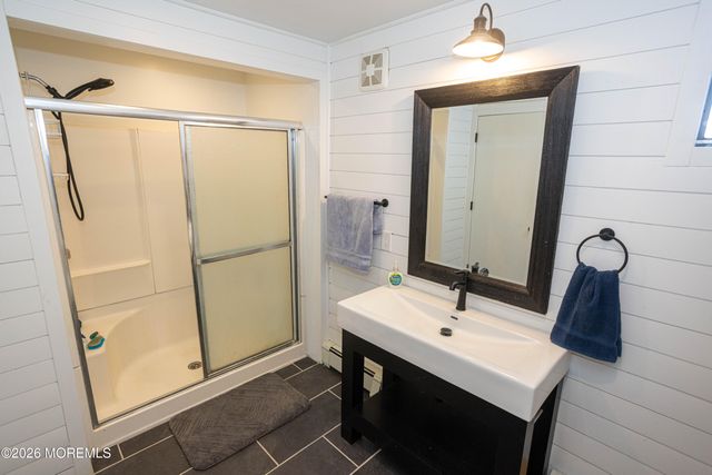 17 George Road, Toms River, NJ 08753