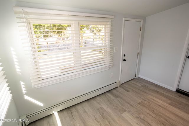 17 George Road, Toms River, NJ 08753