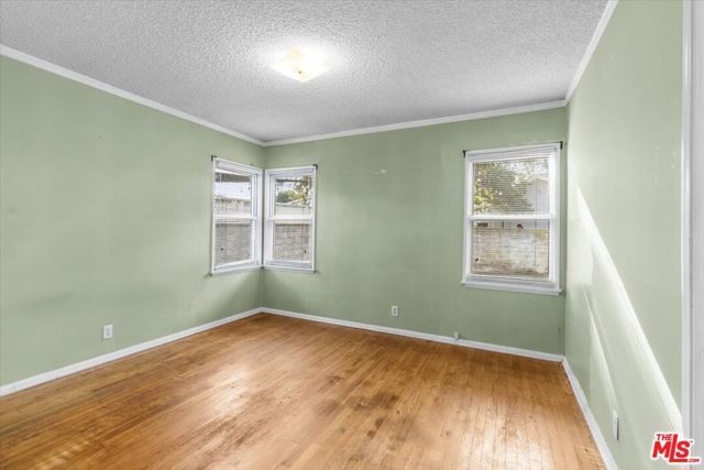 8729 Mcconnell Avenue, Los Angeles, CA 90045