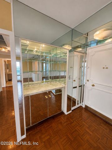1560 LANCASTER Terrace 706, Jacksonville, FL 32204