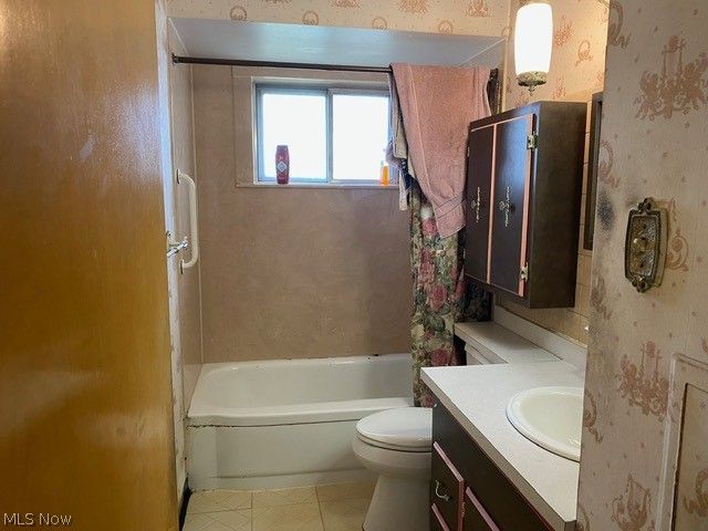 6024 Brook Court, Brook Park, OH 44142