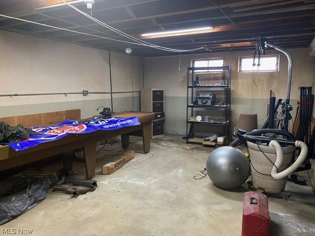 6024 Brook Court, Brook Park, OH 44142