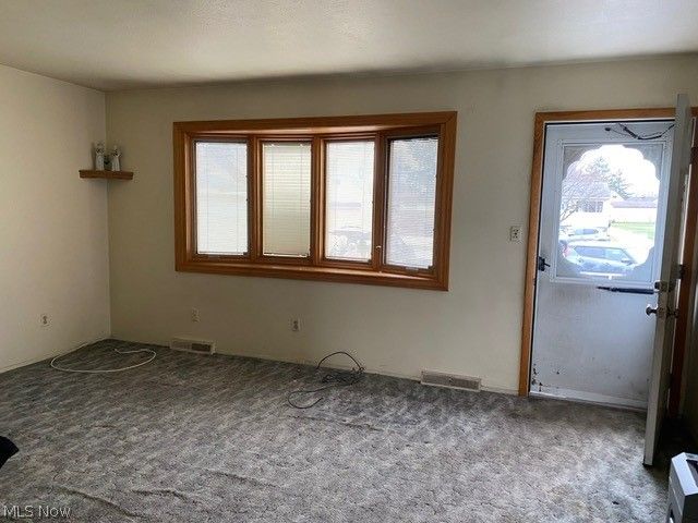 6024 Brook Court, Brook Park, OH 44142