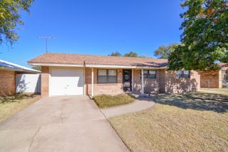 801 13th Street, Shallowater, TX 79363