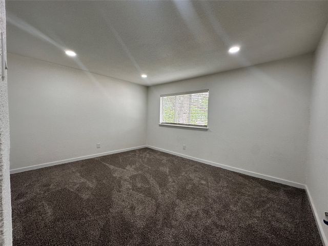 816 Willowbrook Drive, Mesquite, TX 75149