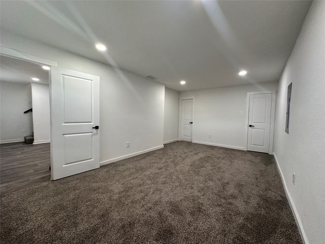 816 Willowbrook Drive, Mesquite, TX 75149