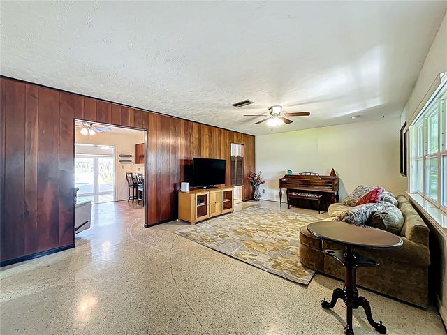 395 TANGELO DRIVE, Sanford, FL 32771