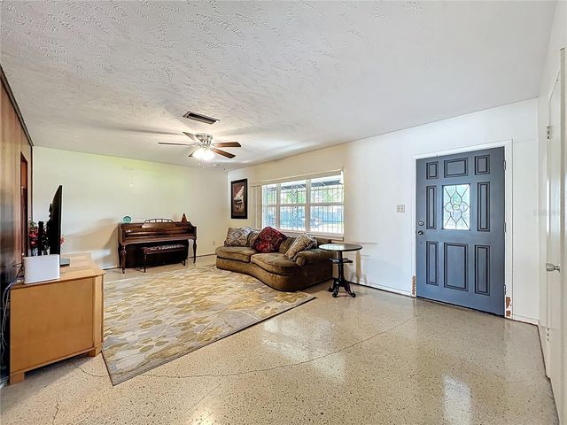 395 TANGELO DRIVE, Sanford, FL 32771