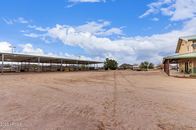 29756 N VARNUM Road, San Tan Valley, AZ 85143
