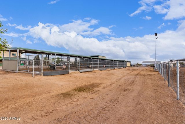 29756 N VARNUM Road, San Tan Valley, AZ 85143