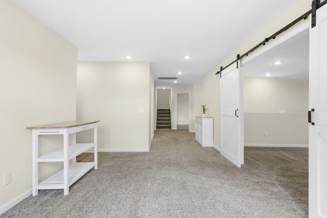 213 Indian Summer Ct, Nashville, TN 37207