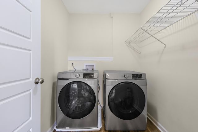 213 Indian Summer Ct, Nashville, TN 37207