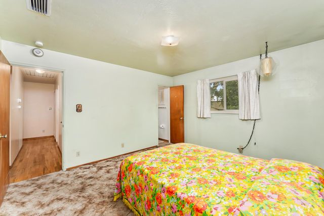 5423 President Ave, North Highlands, CA 95660