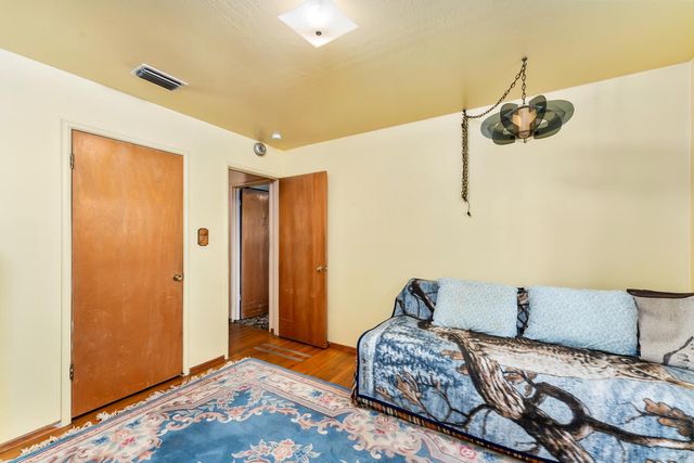 5423 President Ave, North Highlands, CA 95660