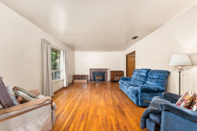 5423 President Ave, North Highlands, CA 95660