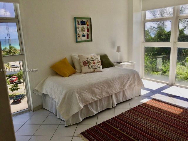100 Bayview Drive 516, Sunny Isles Beach, FL 33160