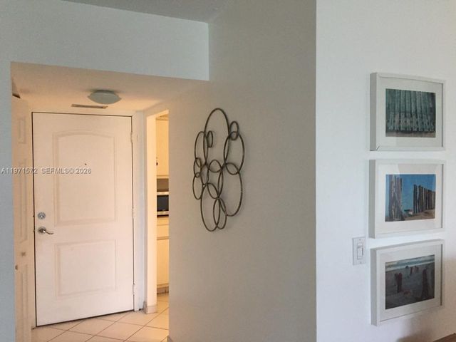 100 Bayview Drive 516, Sunny Isles Beach, FL 33160