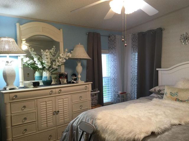 12 S Granada Lane, Port St. Lucie, FL 34952