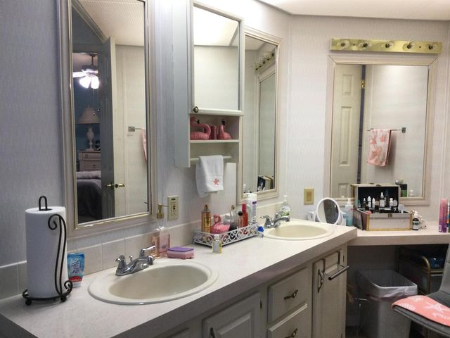 12 S Granada Lane, Port St. Lucie, FL 34952