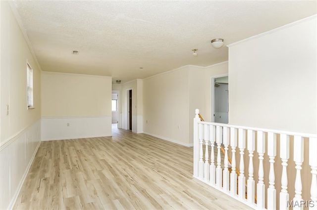 8201 Braddock Drive, University City, MO 63132