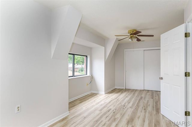 8201 Braddock Drive, University City, MO 63132