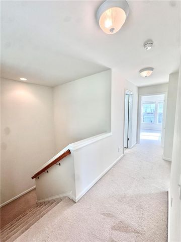 8704 Mayfair Court, Upper Macungie Twp, PA 18031