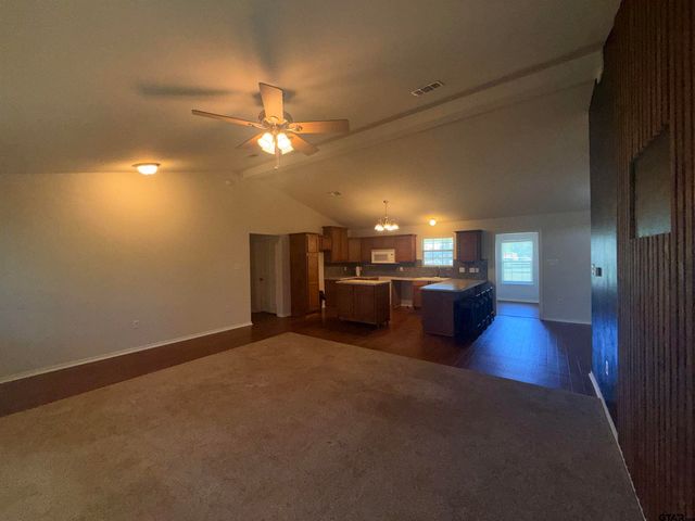 230 County Road 4216, Jacksonville, TX 75766