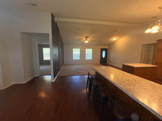 230 County Road 4216, Jacksonville, TX 75766