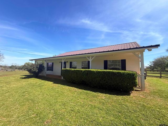 230 County Road 4216, Jacksonville, TX 75766