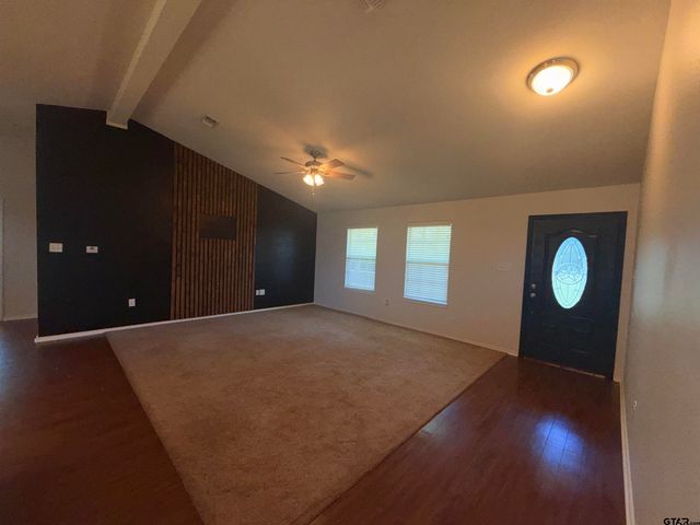 230 County Road 4216, Jacksonville, TX 75766