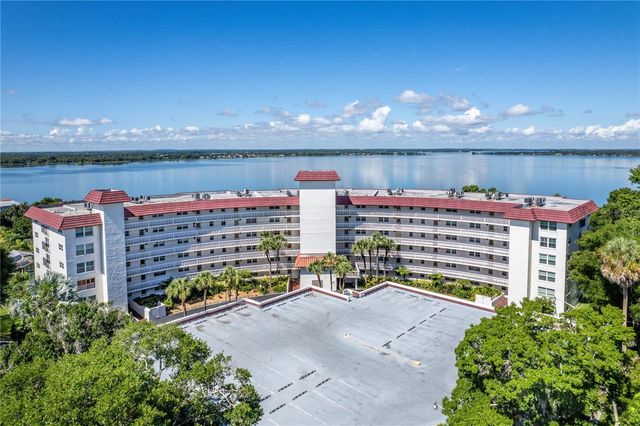 601 MCDONALD STREET 105, Mount Dora, FL 32757