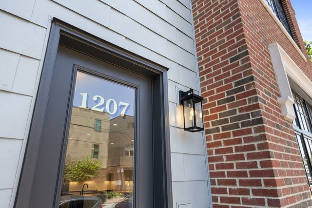 1207 6th Ave, N, Nashville, TN 37208