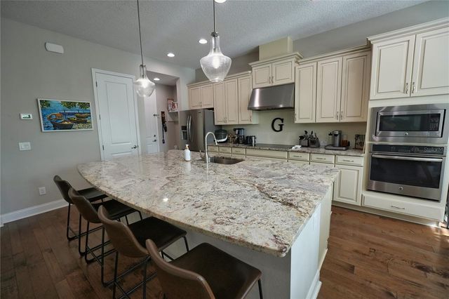 594 WINDY PINE WAY, Oviedo, FL 32765