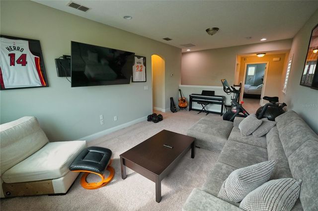 594 WINDY PINE WAY, Oviedo, FL 32765