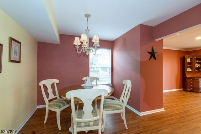 241 Vista Dr 241, Hanover Twp., NJ 07927