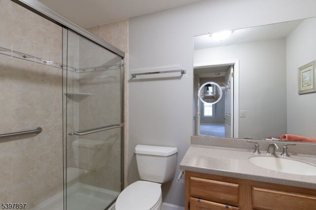 241 Vista Dr 241, Hanover Twp., NJ 07927