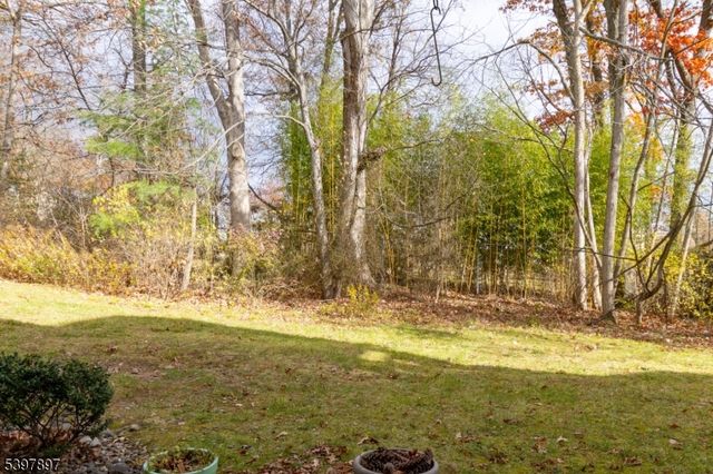 241 Vista Dr 241, Hanover Twp., NJ 07927