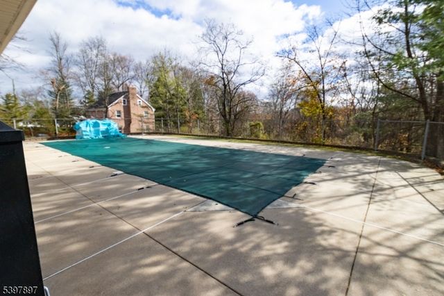 241 Vista Dr 241, Hanover Twp., NJ 07927