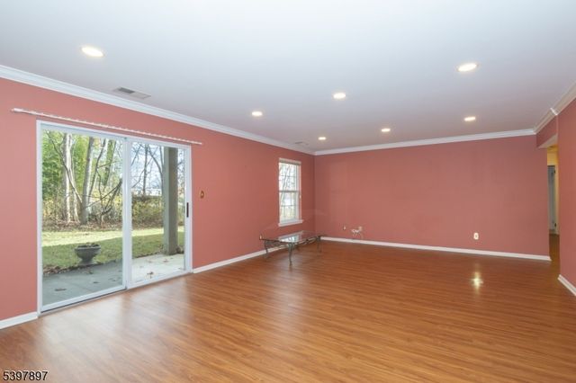 241 Vista Dr 241, Hanover Twp., NJ 07927