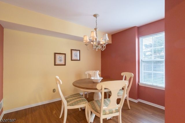 241 Vista Dr 241, Hanover Twp., NJ 07927