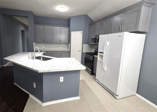 15523 Clear Valley Drive, Houston, TX 77095